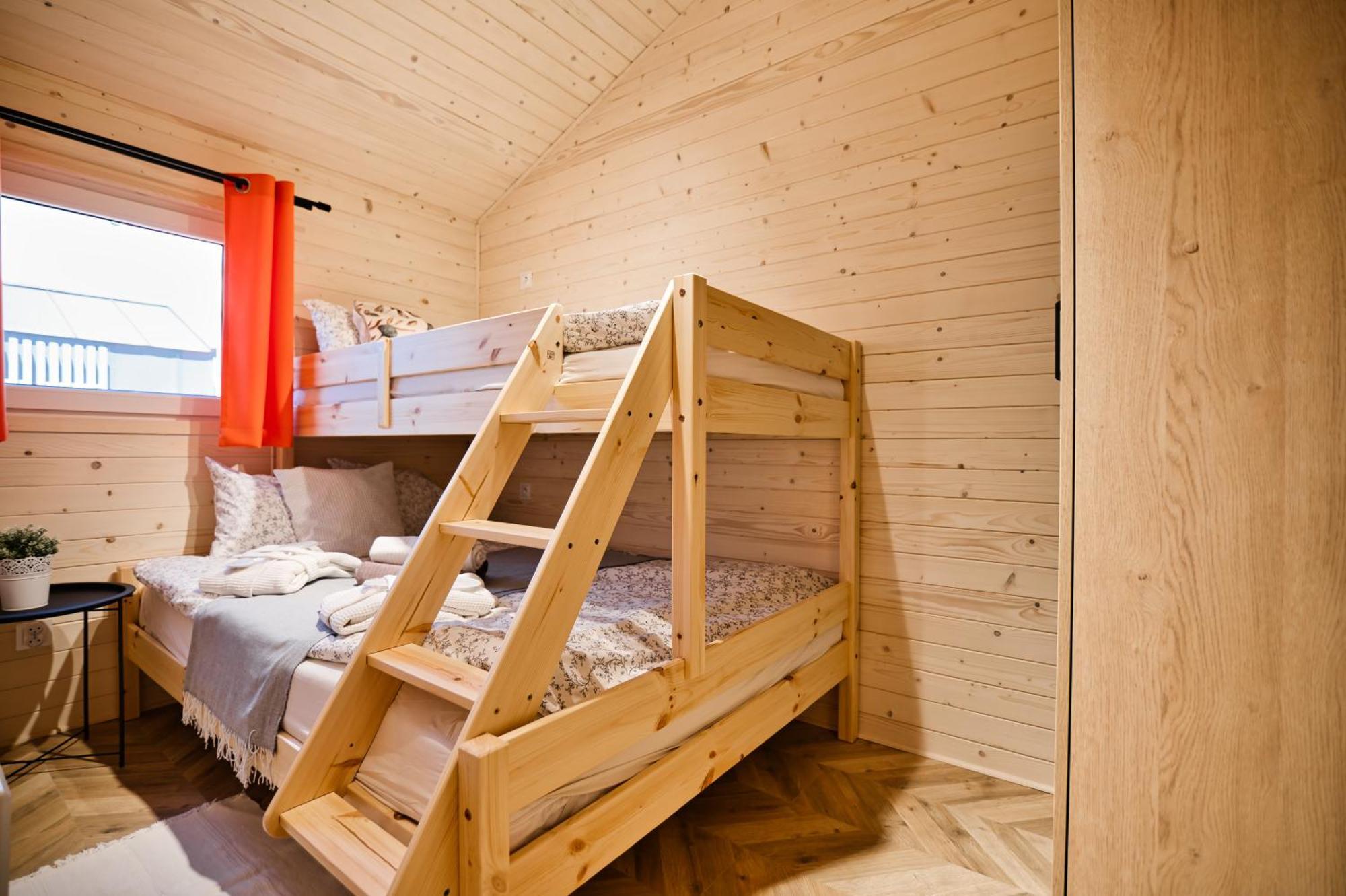 Holiday Park Zator Resort & Spa エクステリア 写真